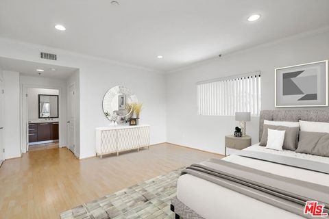 Tiny photo for 10633 Eastborne Avenue, Los Angeles, CA 90024 (MLS # 26659783)