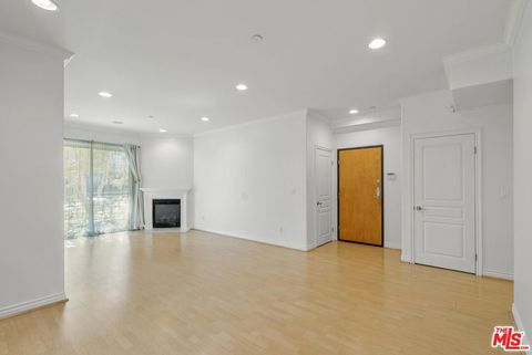 Tiny photo for 10633 Eastborne Avenue, Los Angeles, CA 90024 (MLS # 26659783)
