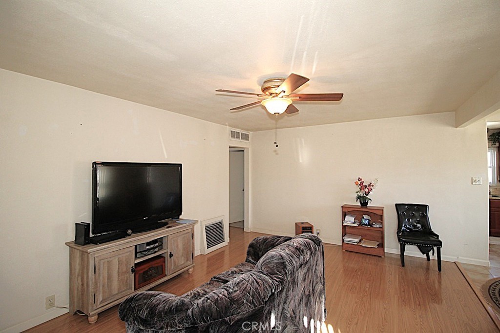 716 S 2nd