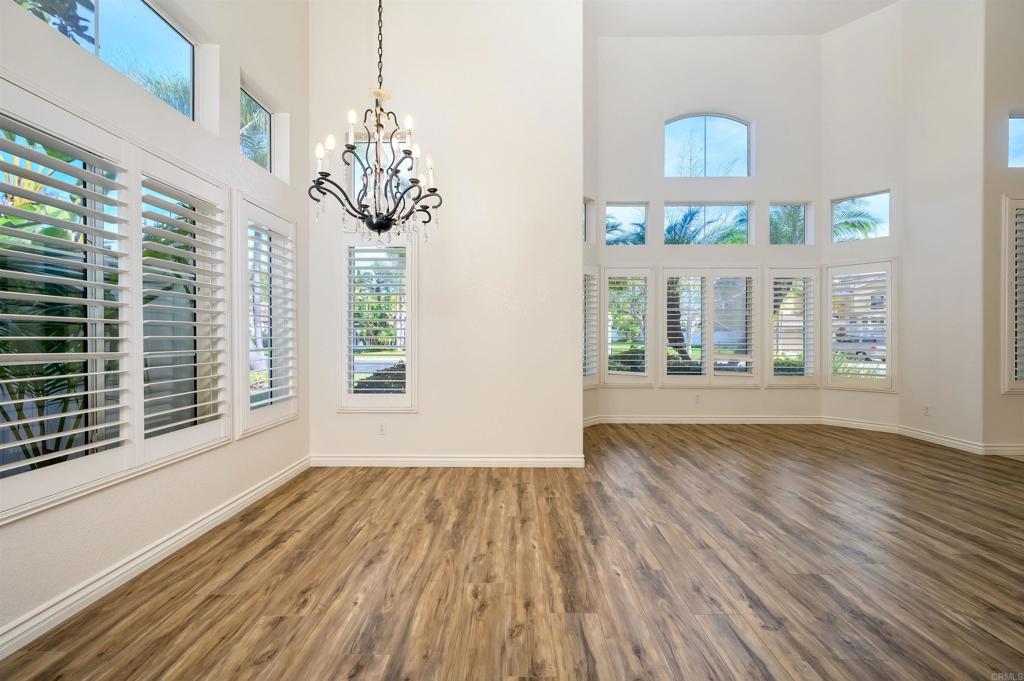 1137 Avenida Sobrina