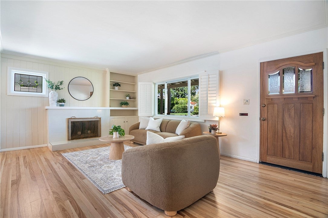 405 N Griffith Park