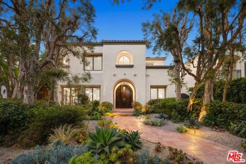 Photo of 523 9th Street, Santa Monica, CA 90402 (MLS # 26833737)