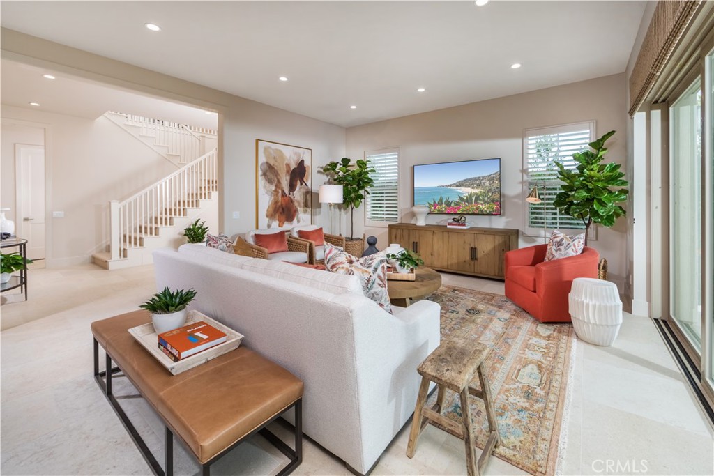 107 Oakstone
