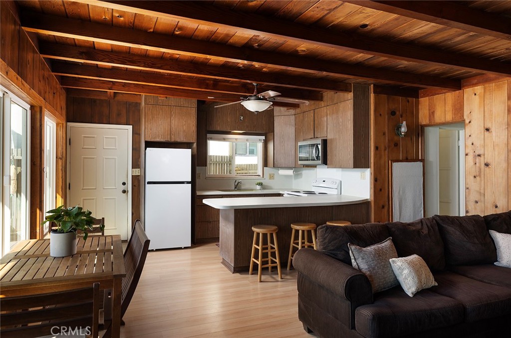 Beach Road Custom (BR) - Residential