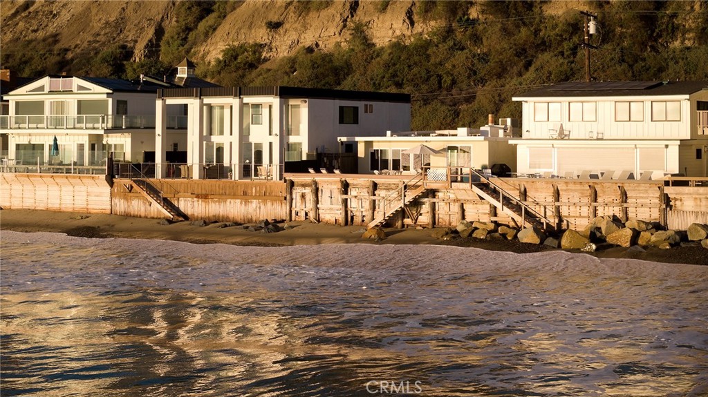 Beach Road Custom (BR) - Residential