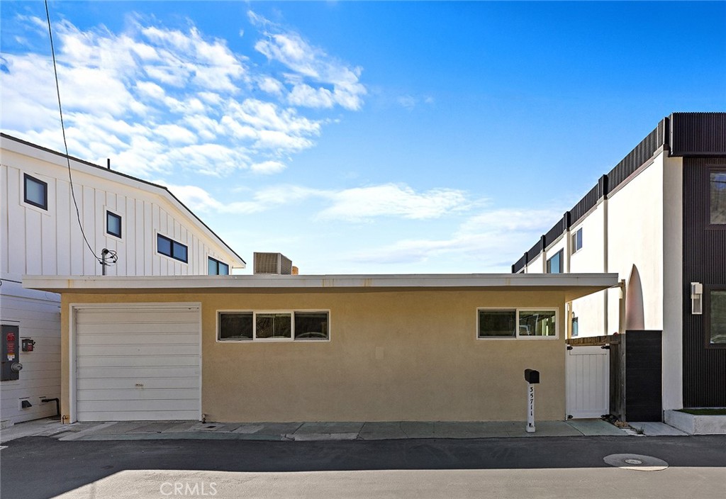 Beach Road Custom (BR) - Residential