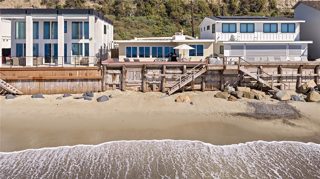 Beach Road Custom (BR) - Residential