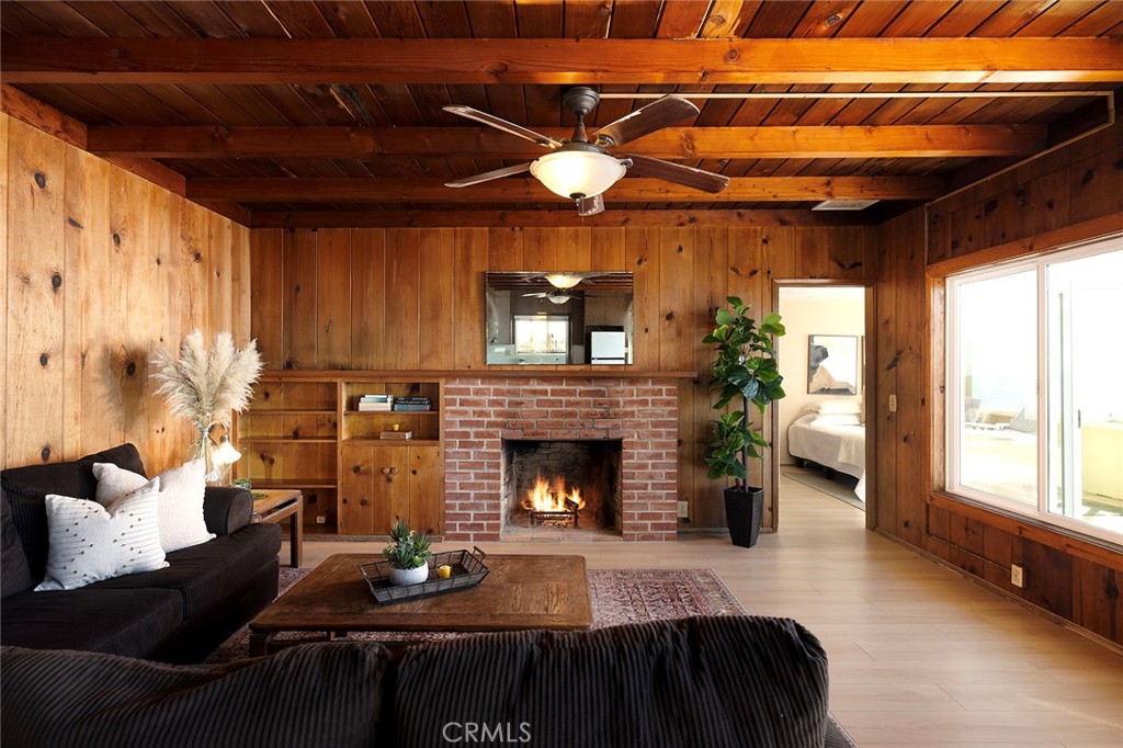 Beach Road Custom (BR) - Residential