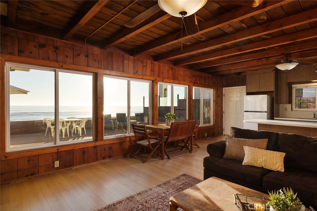 Beach Road Custom (BR) - Residential