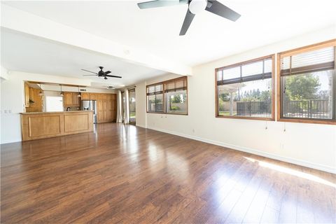 Tiny photo for 30499 Covecrest CIR, Menifee, CA 92584 (MLS # SW26122854)