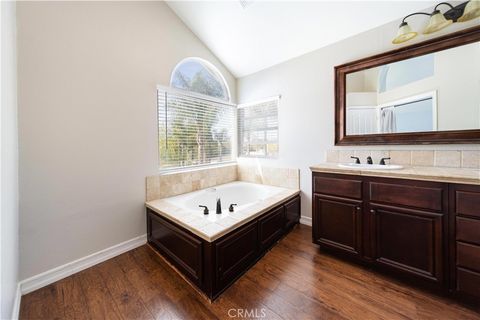 Tiny photo for 30499 Covecrest CIR, Menifee, CA 92584 (MLS # SW26122854)
