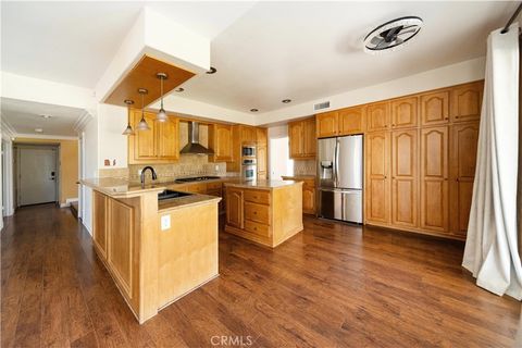 Tiny photo for 30499 Covecrest CIR, Menifee, CA 92584 (MLS # SW26122854)