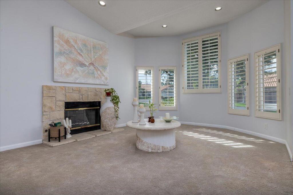 Desert Falls The Lin - Residential