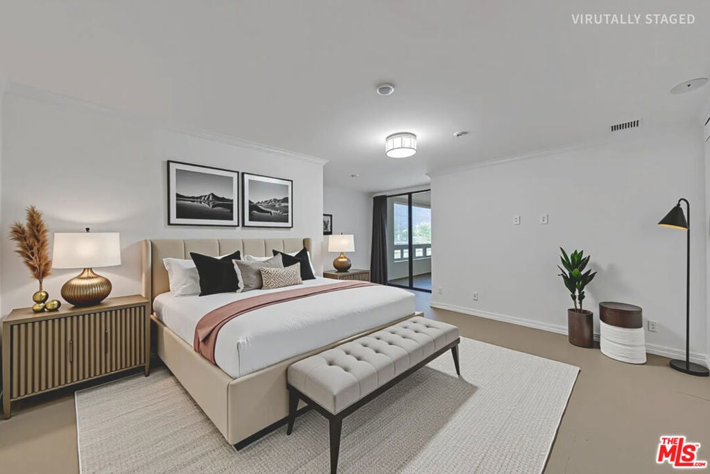 121 S Hope Street 429, Los Angeles CA 90012