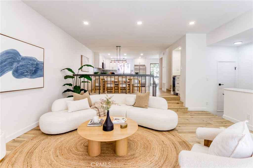 21900 Marylee Street 293