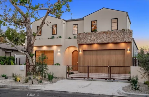 11746 Blix, Valley Village, CA 91607 - MLS#: SR26010751