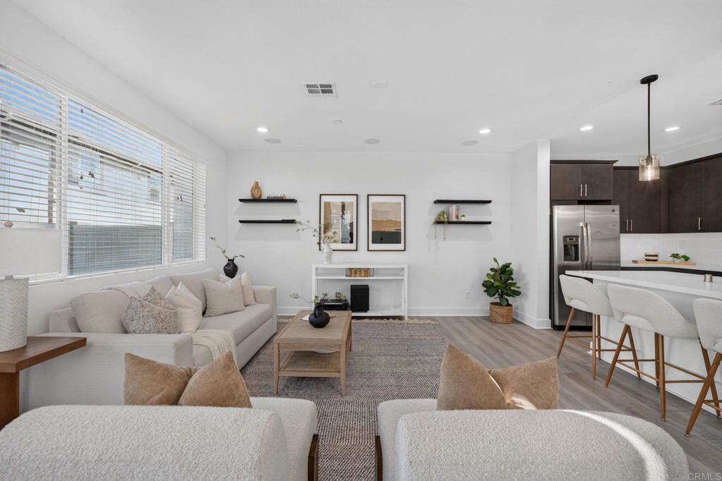 3240 Crecida Way
