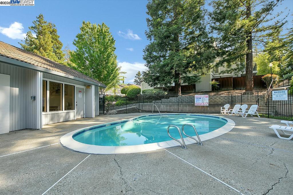 MISSION PINES - Residential