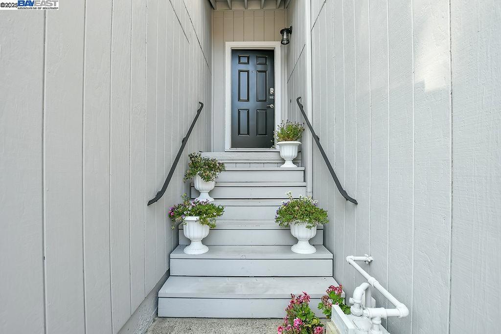 MISSION PINES - Residential