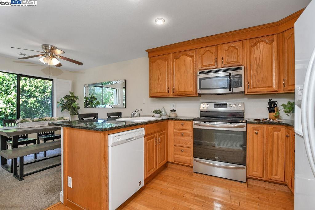 MISSION PINES - Residential