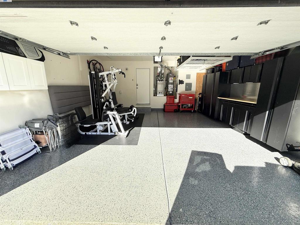 MISSION PINES - Residential