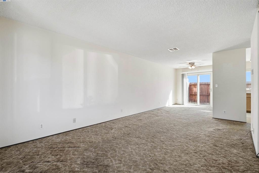 MARINA VISTA - Residential