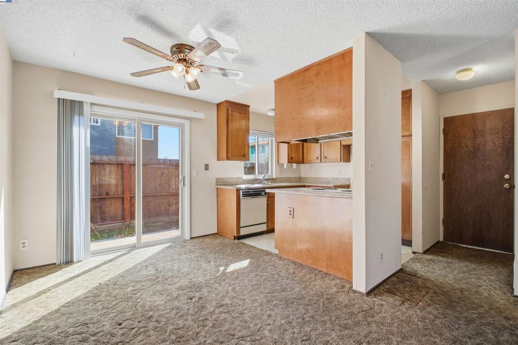 MARINA VISTA - Residential