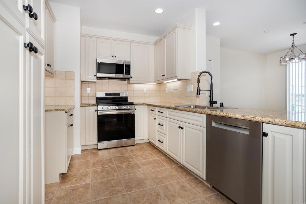 MystPoMYSP - Residential Lease