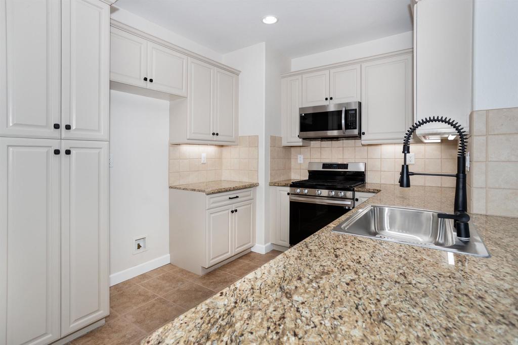 MystPoMYSP - Residential Lease