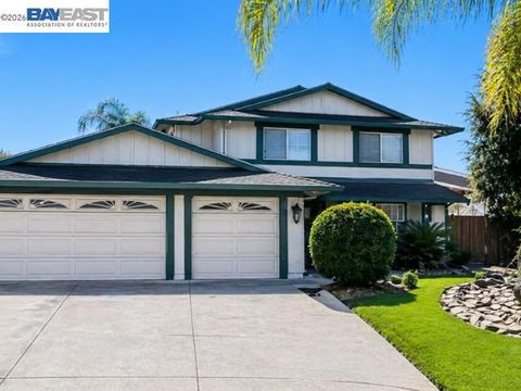 Photo of 101 Garrido Court CT, Vallejo, CA 94591 (MLS # 41133769)