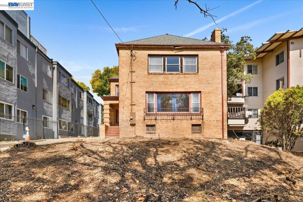 473 Crescent St