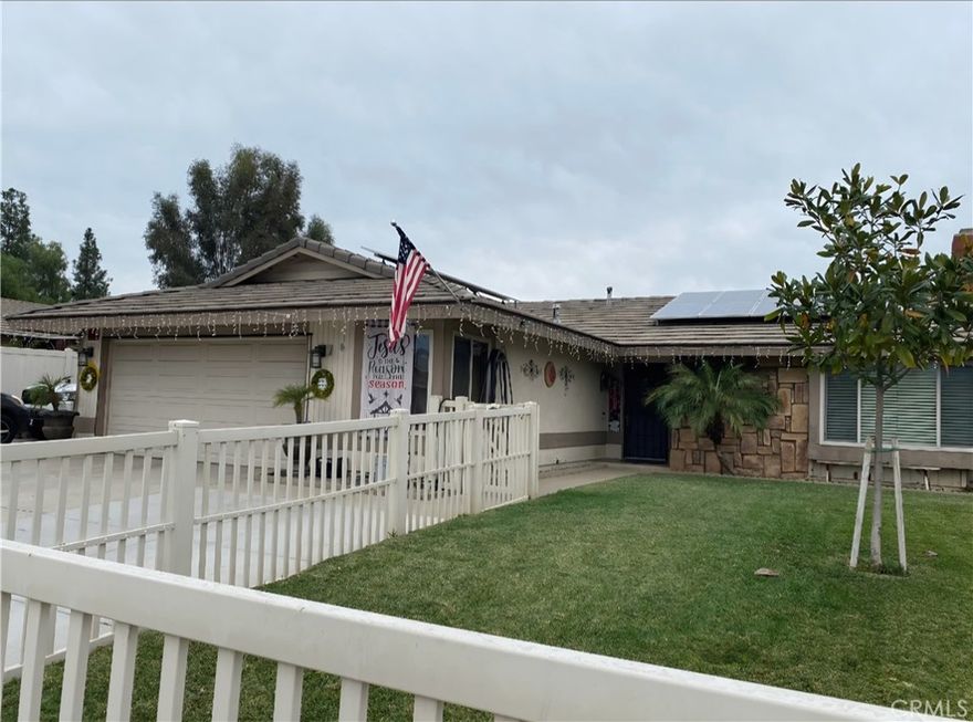 A nice 3bedroom 2 bath house. Well kept home close to shopping centers and tranquil neighborhood that bring a warm feeling of home.  Full paid solar panels witch brings a good assistant to the high electric bills. AC and Water heater recent replaced.