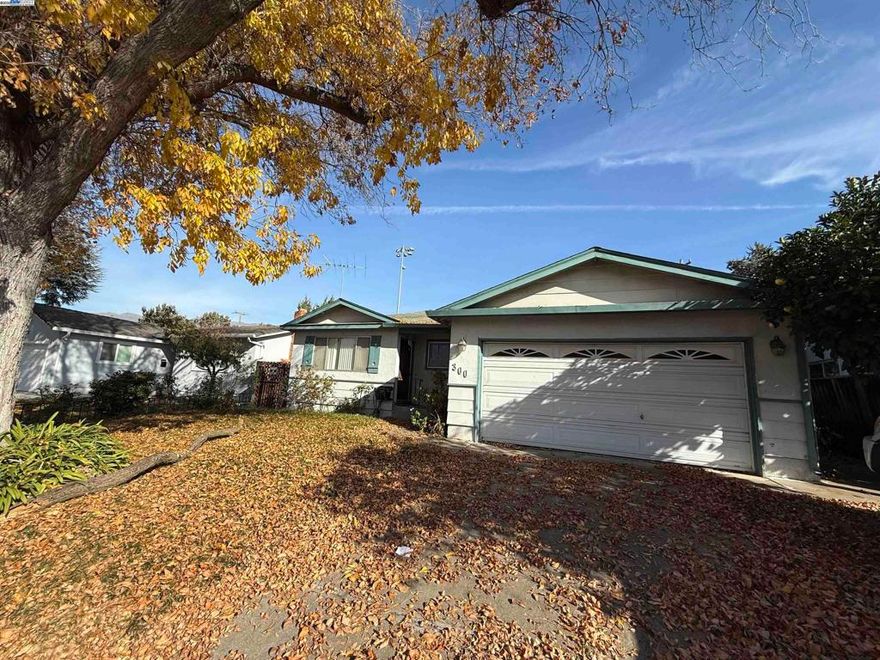Welcome to 300 N Park Victoria Dr, a probate sale offering exceptional potential in a well-established Milpitas neighborhood. This 4-bedroom, 2-bath home features 1,219 sq ft of living space on a generous 6,098 sq ft lot, providing ample room for future updates, expansion, or customization. The functional floor plan and solid structure make this property an ideal opportunity for investors, contractors, or buyers seeking a project with strong upside. Conveniently located near parks, schools, shopping, and major commuter routes, this home presents a rare chance to create value in a prime area. Property to be sold in its present condition.