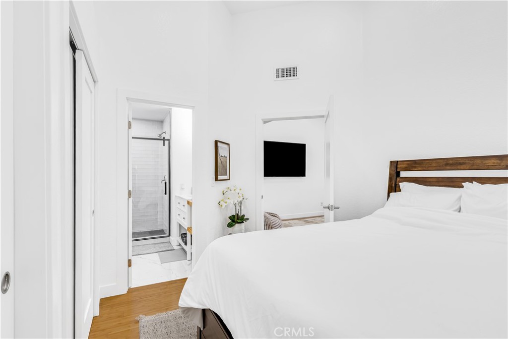 Vista Pacifica (VP) - Residential