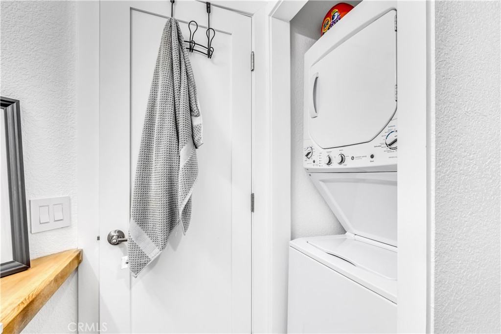 Vista Pacifica (VP) - Residential