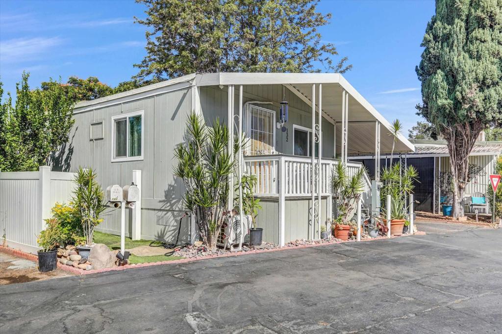 351 E Bradley Avenue 132