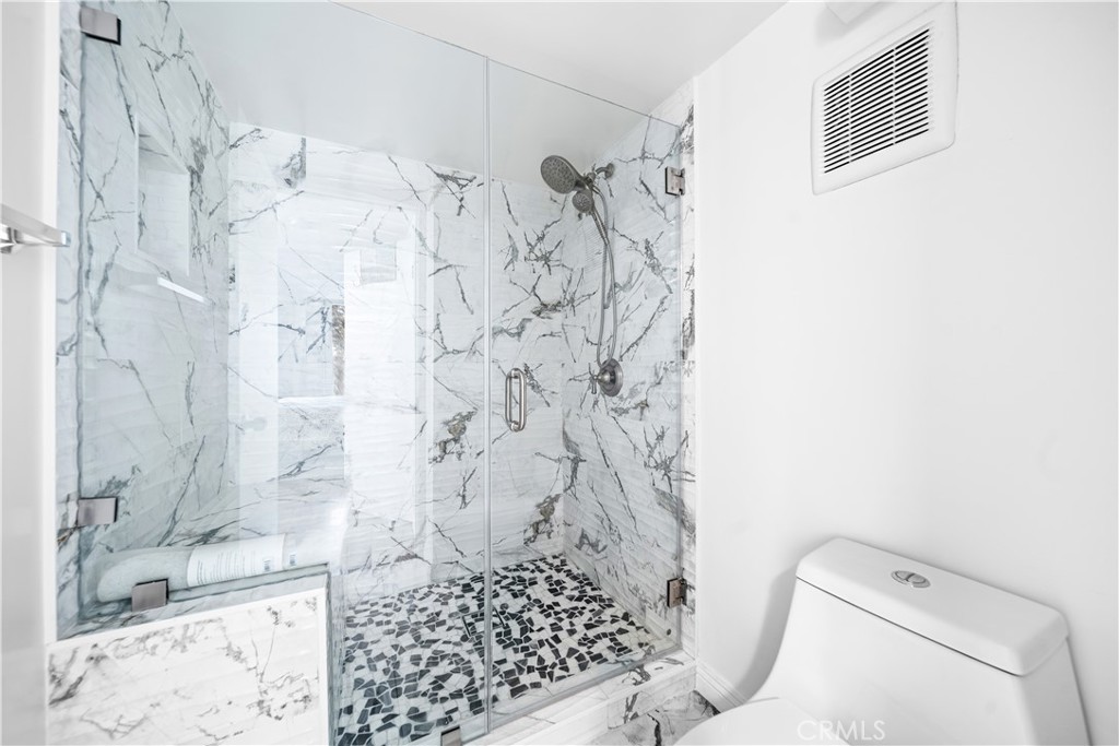 10535 Wilshire Boulevard D01