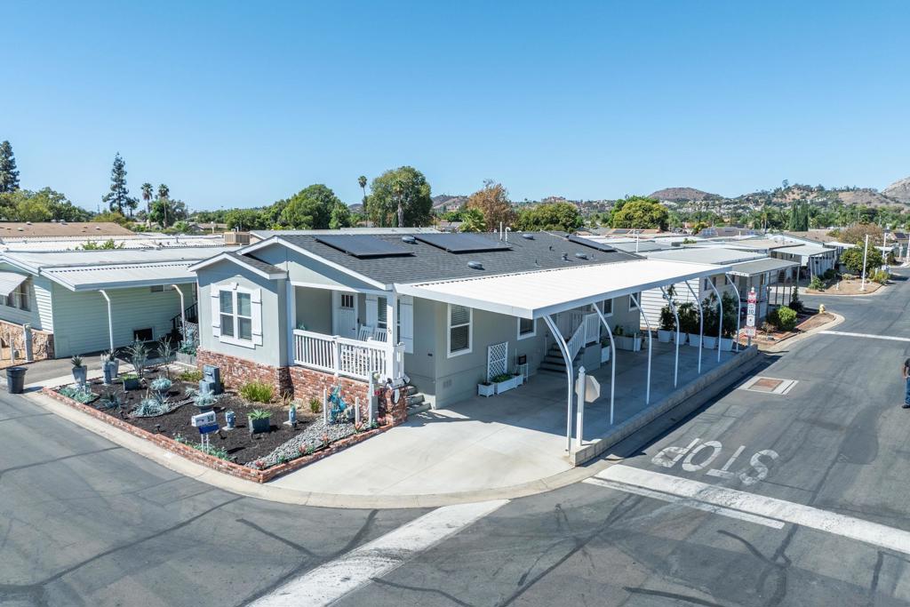 2280 E Valley PKWY 50
