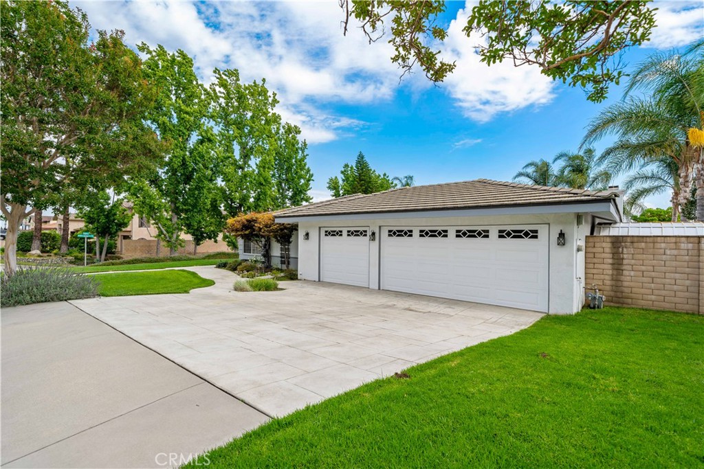 8967 Citation Court