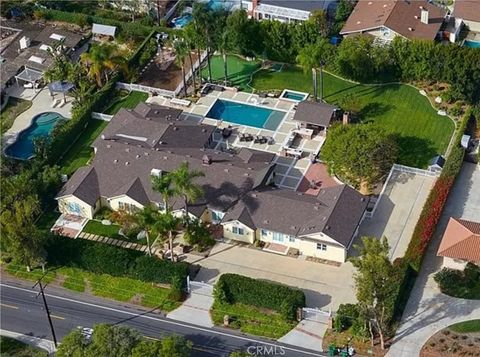 11581 Arroyo Avenue North Tustin CA 92705