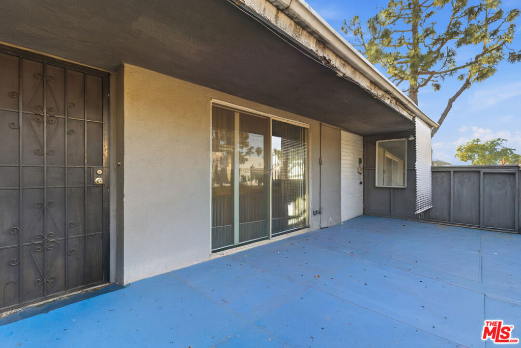 11102 Crenshaw Boulevard