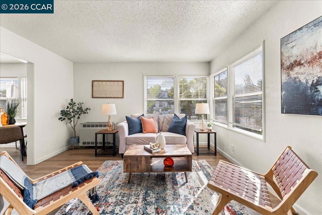 4135 4137 West St