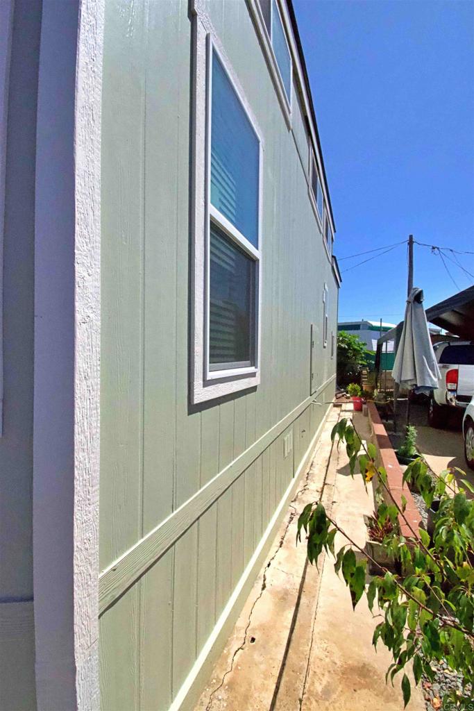 708 H Street 35
