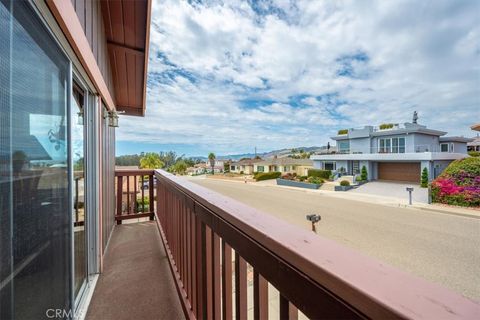 Tiny photo for 360 Ocean View Avenue, Grover Beach, CA 93433 (MLS # PI26093421)