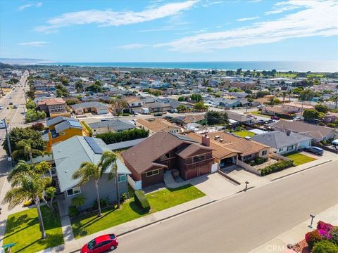 Tiny photo for 360 Ocean View Avenue, Grover Beach, CA 93433 (MLS # PI26093421)
