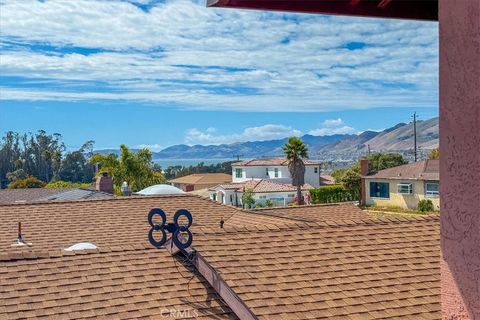 Tiny photo for 360 Ocean View Avenue, Grover Beach, CA 93433 (MLS # PI26093421)