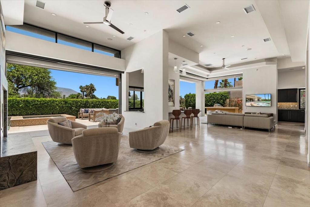 68 Colonial Drive