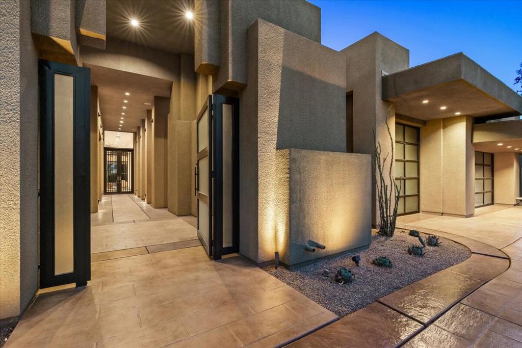 68 Colonial Drive