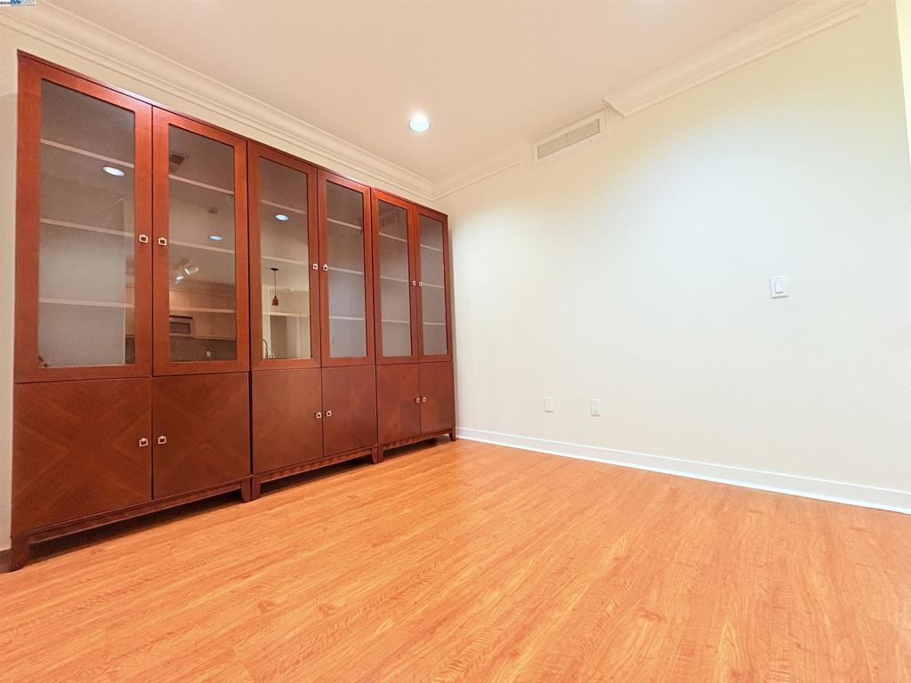 Not Listed - Residential