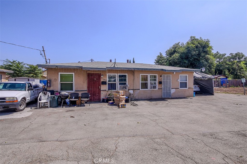 11100 Dodson